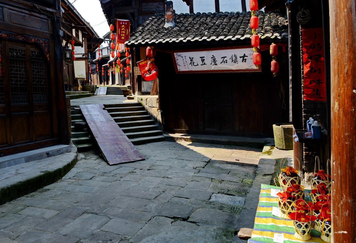 割掉重资产